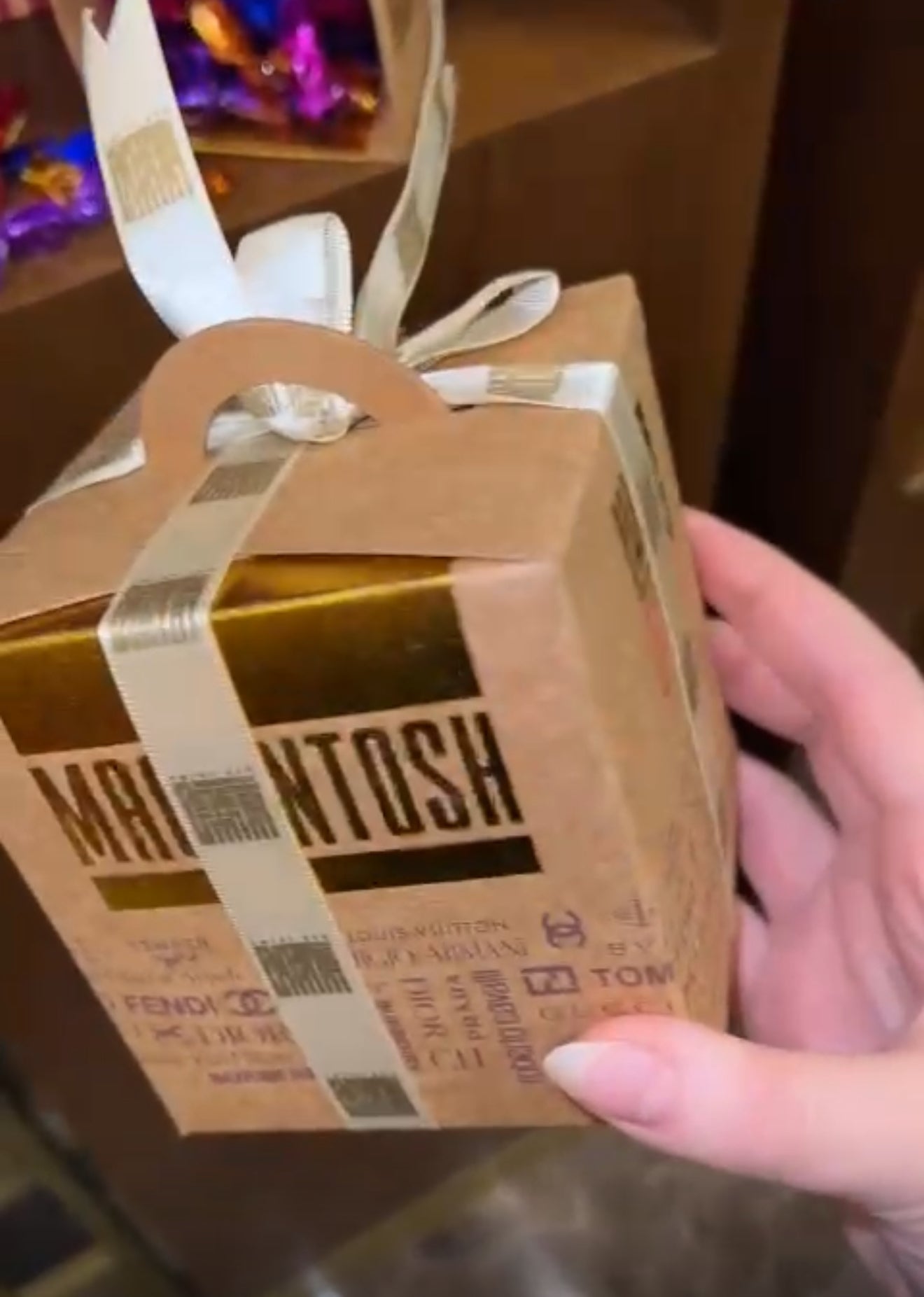 MACKITOSH BOX بخور الماكنتوش